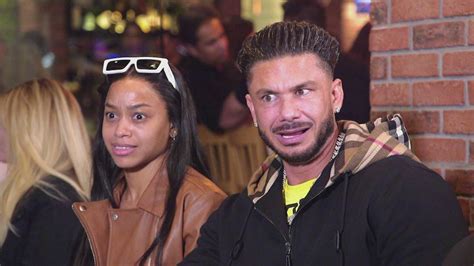 Jersey Shore Cast Confirms Pauly D and Girlfriend。